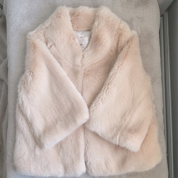 Donna Salyer’s Faux Fur Jacket in light blush pink & white interior - size Large - Picture 3 of 10